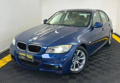 Bmw 318i 2.0 16V 136cv 5p 2012 Azul — foto 1 de 3