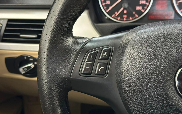 imagem-https://www.socarrao.com.br/sc-vehicle-images-prod/2947967/1785439416214-75908edfee29459ebcd32c7e8e67da73_1785439368199.jpg