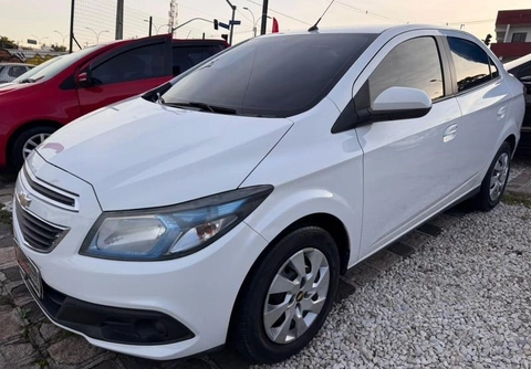 Chevrolet Prisma 2014 Branco — foto 1 de 3