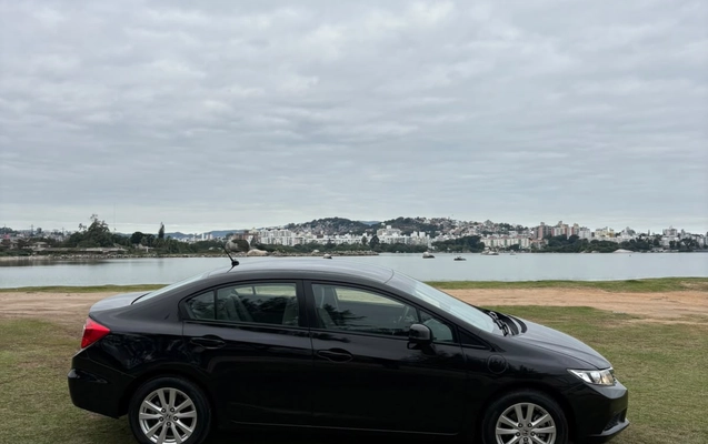 imagem-https://www.socarrao.com.br/sc-vehicle-images-prod/2948280/1785440396459-003_8775c6653b9705048fb30a4cd40e91d5.jpeg