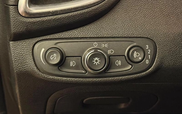 imagem-https://www.socarrao.com.br/sc-vehicle-images-prod/2948458/1789584490057-8332547_14_B_440524f400.jpeg