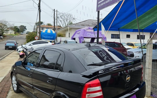 imagem-https://www.socarrao.com.br/sc-vehicle-images-prod/2948639/1785441501391-c5621832648d42c8b07696f453f43dfa_1785441056171.jpg