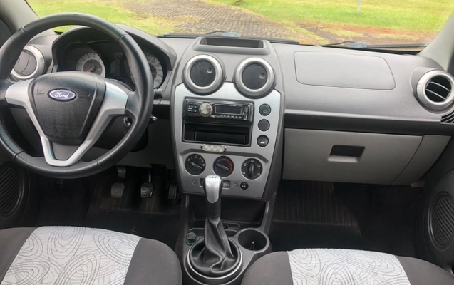 imagem-https://www.socarrao.com.br/sc-vehicle-images-prod/2948728/1785447316668-k9t2knPuzgDv8Xfho4Huh81Lf0Zu9jFp.jpg