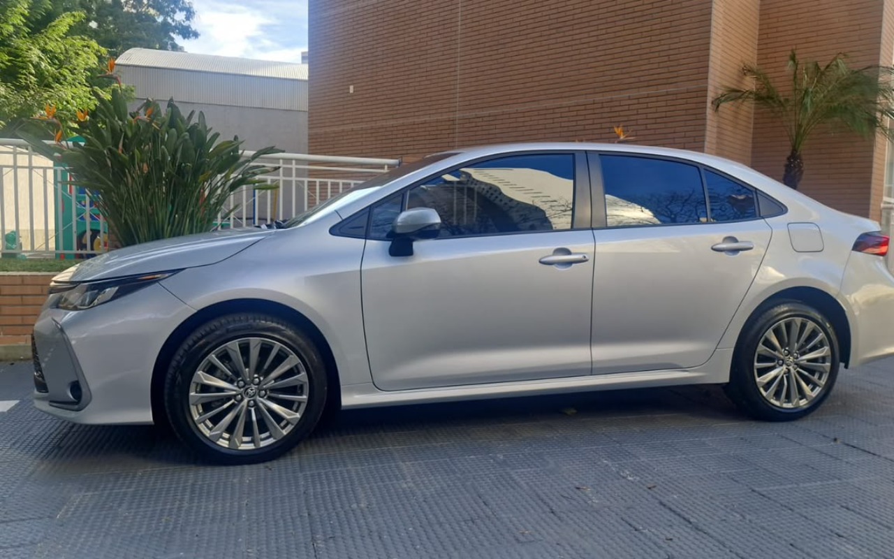 imagem-https://www.socarrao.com.br/sc-vehicle-images-prod/2949055/1785847010140-V2hhdHNBcHAgSW1hZ2UgMjAyNi0wOC0wNCBhdCAwOS4zMS4xMy5qcGVn.jpeg
