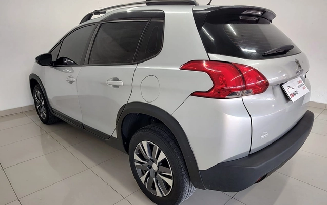 imagem-https://www.socarrao.com.br/sc-vehicle-images-prod/2949114/1786738177939-5e7c5c8153cf49b694038205e05af59e_1785442676209.jpg