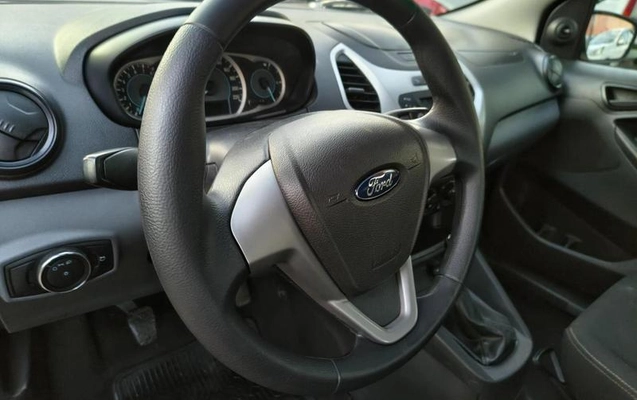 imagem-https://www.socarrao.com.br/sc-vehicle-images-prod/2949143/1785940277821-8333429_13_B_dc4ac798d8.jpeg