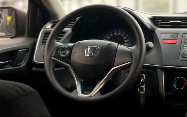 imagem-https://www.socarrao.com.br/sc-vehicle-images-prod/2949331/1785505432700-8333536_9_B_65b7f5a1e2.jpeg
