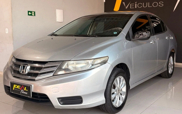 imagem-https://www.socarrao.com.br/sc-vehicle-images-prod/2949539/1785443892331-84b4d8ef893742a681c726e5b17261c2_1785443679163.jpg