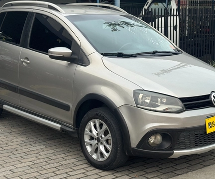 Volkswagen Crossfox 2013 Prata — foto 1 de 3