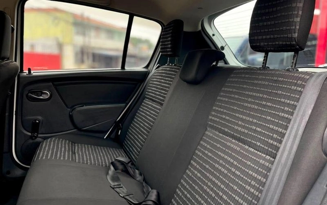 imagem-https://www.socarrao.com.br/sc-vehicle-images-prod/2949786/1788981295060-8333688_10_B_999768b0e5.jpeg