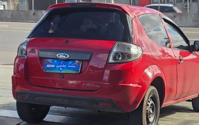 imagem-https://www.socarrao.com.br/sc-vehicle-images-prod/2949808/1785444635648-YjNiNTgyYTYtNTVlNy00ZTgxLTgxYWMtYTkwNWQxMDQ4OWZkLmpwZw.jpg