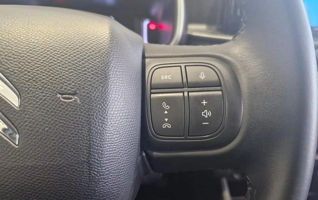 imagem-https://www.socarrao.com.br/sc-vehicle-images-prod/2949936/1787929112387-8307211_16_B_4e582e755d.jpeg