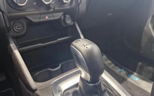 imagem-https://www.socarrao.com.br/sc-vehicle-images-prod/2949936/1787929112391-8307211_1_B_4d4d2546ad.jpeg
