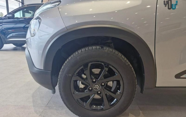 imagem-https://www.socarrao.com.br/sc-vehicle-images-prod/2949936/1787929112406-8307211_5_B_655d9feb94.jpeg