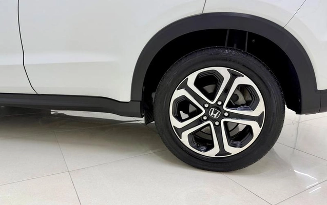 imagem-https://www.socarrao.com.br/sc-vehicle-images-prod/2950077/1788387907478-8333874_9_B_ae31db66c1.jpeg
