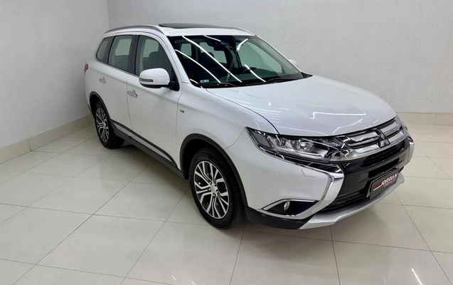 imagem-https://www.socarrao.com.br/sc-vehicle-images-prod/2950371/1787692507380-8333953_1_B_fc1501d4b2.jpeg