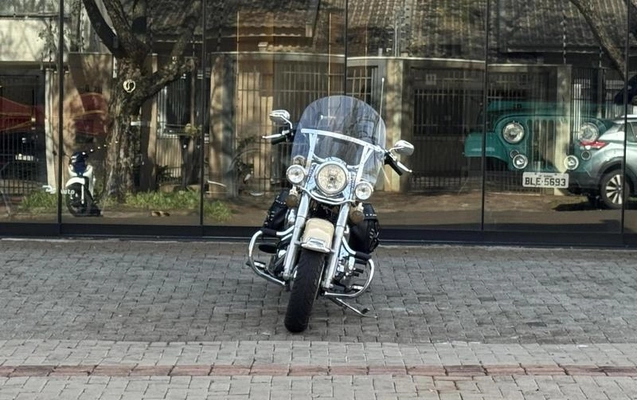 imagem-https://www.socarrao.com.br/sc-vehicle-images-prod/2950442/1787085367932-8328543_1_B_312e3f3030.jpeg