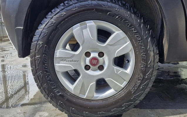imagem-https://www.socarrao.com.br/sc-vehicle-images-prod/2951759/1785449647757-MTUuanBlZw.jpeg