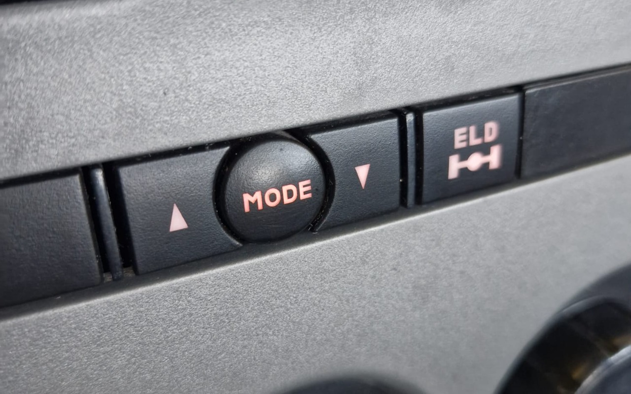 imagem-https://www.socarrao.com.br/sc-vehicle-images-prod/2951759/1785449648089-MTguanBlZw.jpeg