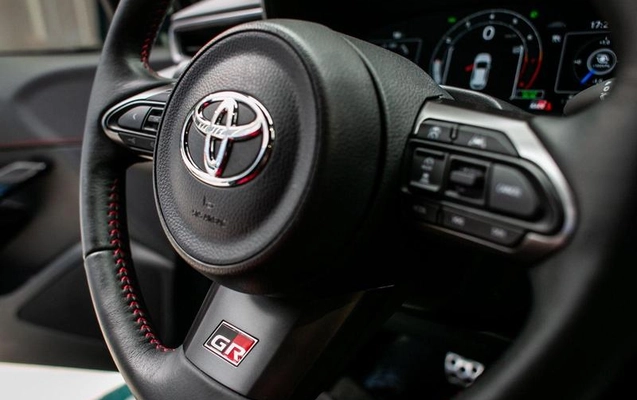 imagem-https://www.socarrao.com.br/sc-vehicle-images-prod/2955348/1785943633848-8311206_27_B_deb8942375.jpeg