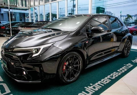 Toyota Corolla 2024 Preto — foto 1 de 3