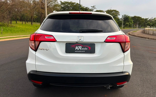 imagem-https://www.socarrao.com.br/sc-vehicle-images-prod/2964055/1789649014453-472db189090d402b96ef3f18cfed67c8_1785444729411.jpg