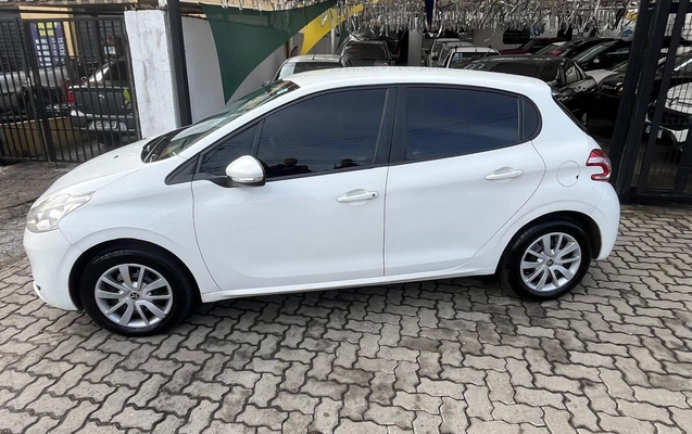 imagem-https://www.socarrao.com.br/sc-vehicle-images-prod/2964068/1785497815487-Ny5qcGVn.jpeg