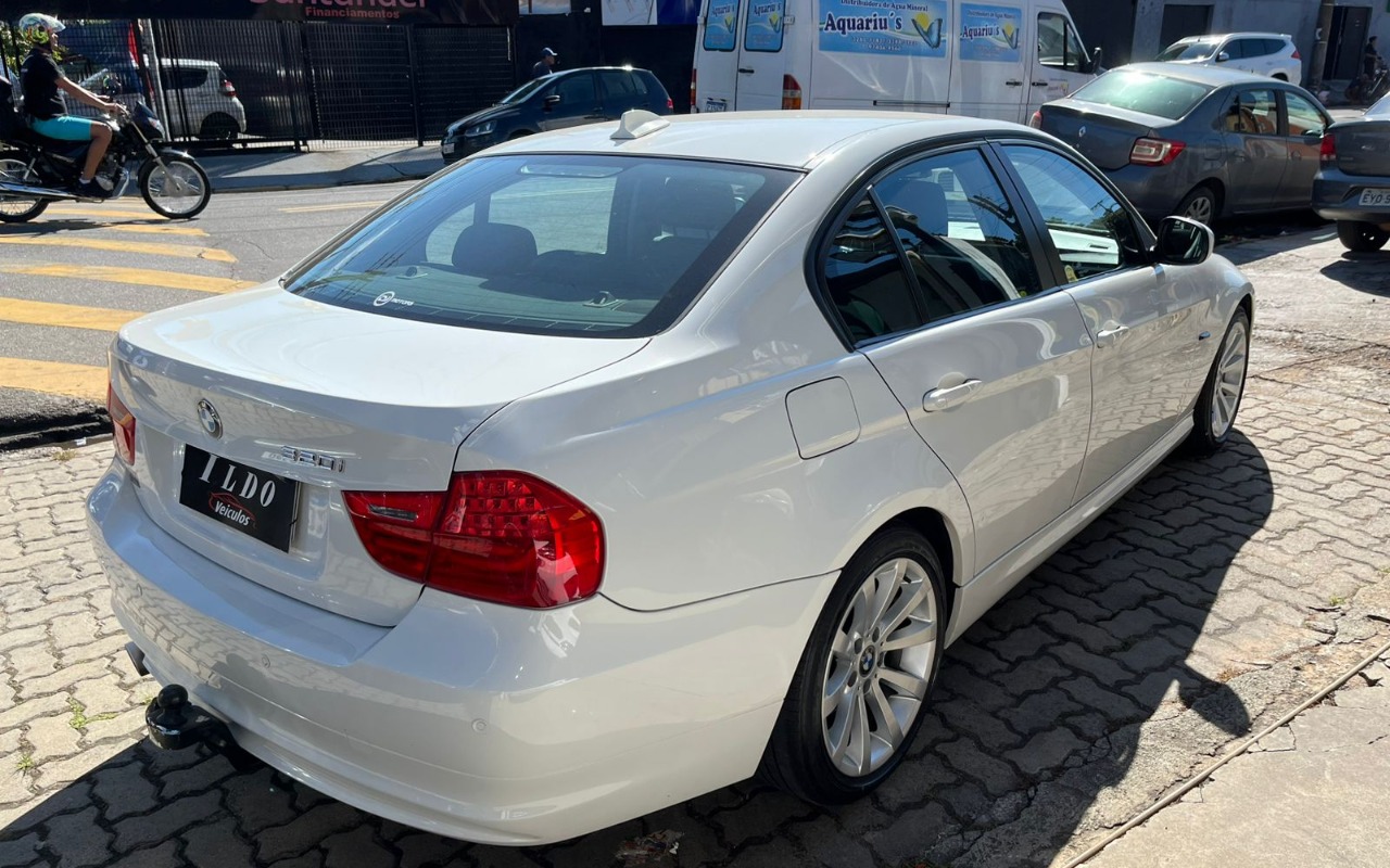 imagem-https://www.socarrao.com.br/sc-vehicle-images-prod/2964073/1785497956734-NS5qcGVn.jpeg