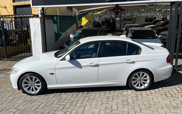 imagem-https://www.socarrao.com.br/sc-vehicle-images-prod/2964073/1785497956870-Ny5qcGVn.jpeg