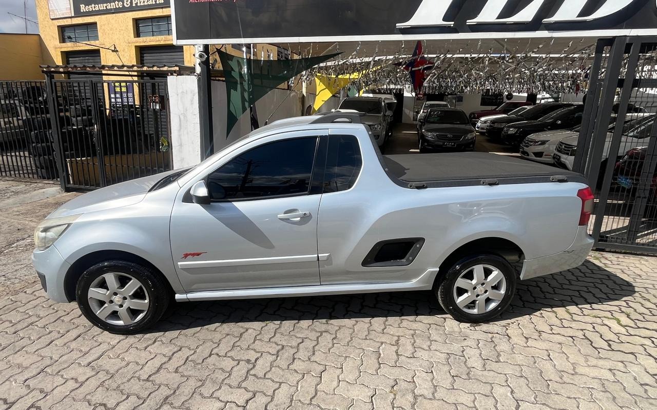 imagem-https://www.socarrao.com.br/sc-vehicle-images-prod/2964086/1785498391106-Ny5qcGVn.jpeg