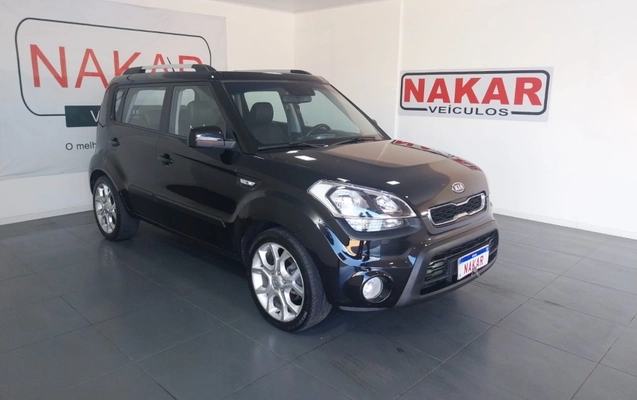 imagem-https://www.socarrao.com.br/sc-vehicle-images-prod/2964105/1787576832196-k5DcWL2XmwER4oEi7qwa0iksNTwPOftU.jpg