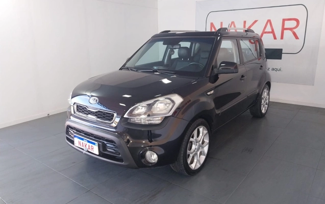 imagem-https://www.socarrao.com.br/sc-vehicle-images-prod/2964105/1787576832199-PGJCWudlJoYGwg1XZt2PoVsHgwbjPFev.jpg