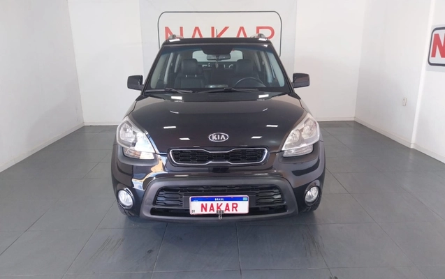 imagem-https://www.socarrao.com.br/sc-vehicle-images-prod/2964105/1787576832201-s0AtGY4f9nuoHKXmv6RaS6vKNPJgkiKn.jpg