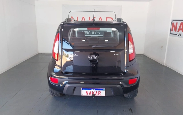 imagem-https://www.socarrao.com.br/sc-vehicle-images-prod/2964105/1787576832204-pLScd6jKUrTfNARkX4UbrBmrGdxjlkbk.jpg