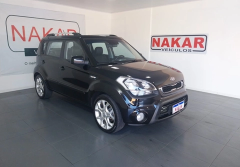 Kia SOUL 2013 Preto — foto 1 de 3