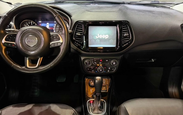 imagem-https://www.socarrao.com.br/sc-vehicle-images-prod/2964830/1785501619545-0de0cd24-3e8b-44f9-b0cd-7cfcd3152394.jpg