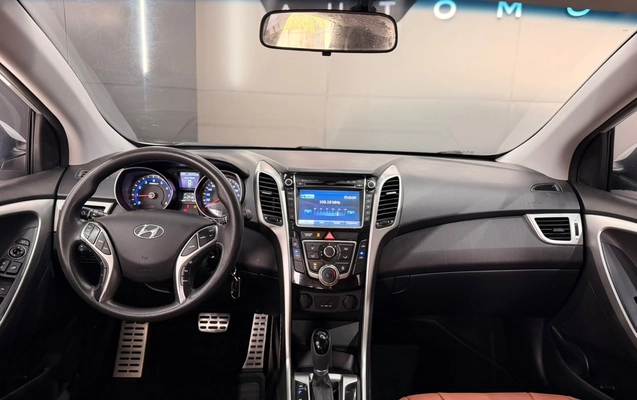 imagem-https://www.socarrao.com.br/sc-vehicle-images-prod/2965045/1785502053862-003_05b040b005b386d2a46d9055bf2d7e5f.jpeg