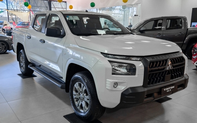 imagem-https://www.socarrao.com.br/sc-vehicle-images-prod/2965051/1785502491186-K60PuNVeKxq9MmsERtXHMRKMkpxspH6a.jpg