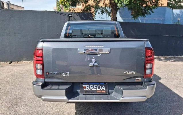 imagem-https://www.socarrao.com.br/sc-vehicle-images-prod/2965194/1785863863627-8334658_9_B_eb708f2fd8.jpeg