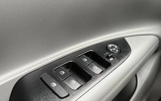 imagem-https://www.socarrao.com.br/sc-vehicle-images-prod/2965254/1785502682597-V2hhdHNBcHAgSW1hZ2UgMjAyNi0wNy0zMCBhdCAxNi4zMS41Mi5qcGVn.jpeg