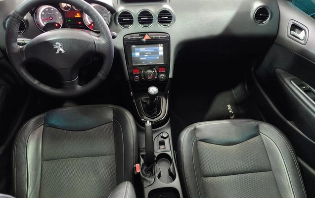 imagem-https://www.socarrao.com.br/sc-vehicle-images-prod/2965487/1789575333814-8330496_13_B_4665a81708.jpeg