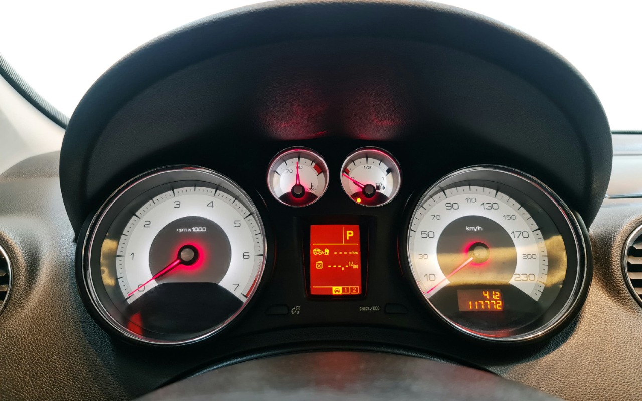 imagem-https://www.socarrao.com.br/sc-vehicle-images-prod/2965731/1785509827201-MTkuanBn.jpg