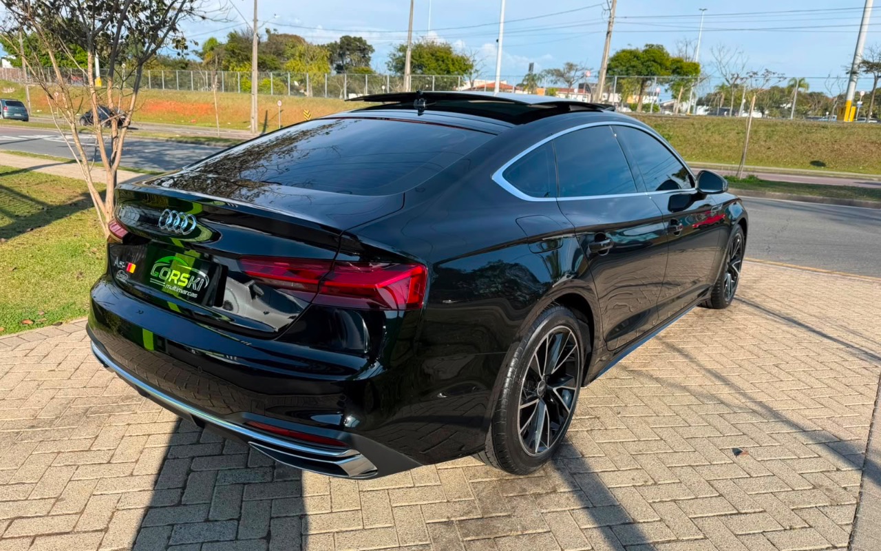 imagem-https://www.socarrao.com.br/sc-vehicle-images-prod/2965916/1785504339715-OGFiMzdhMzItNmFlMC00Y2ZmLTgzNzYtYmQ2YTQwZTgwNmZiLmpwZWc.jpeg