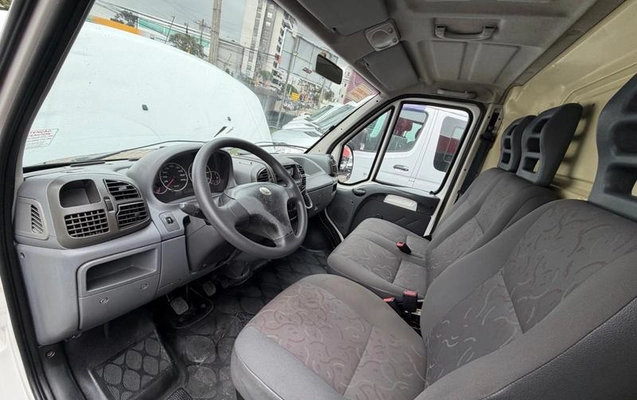 imagem-https://www.socarrao.com.br/sc-vehicle-images-prod/2965917/1787060309408-8113032_6_B_49c4ebef4a.jpeg
