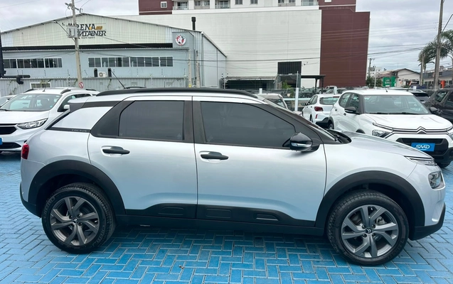 imagem-https://www.socarrao.com.br/sc-vehicle-images-prod/2966170/1788898134733-eccdda10027d471788354d10a65de137_1785504657892.jpg