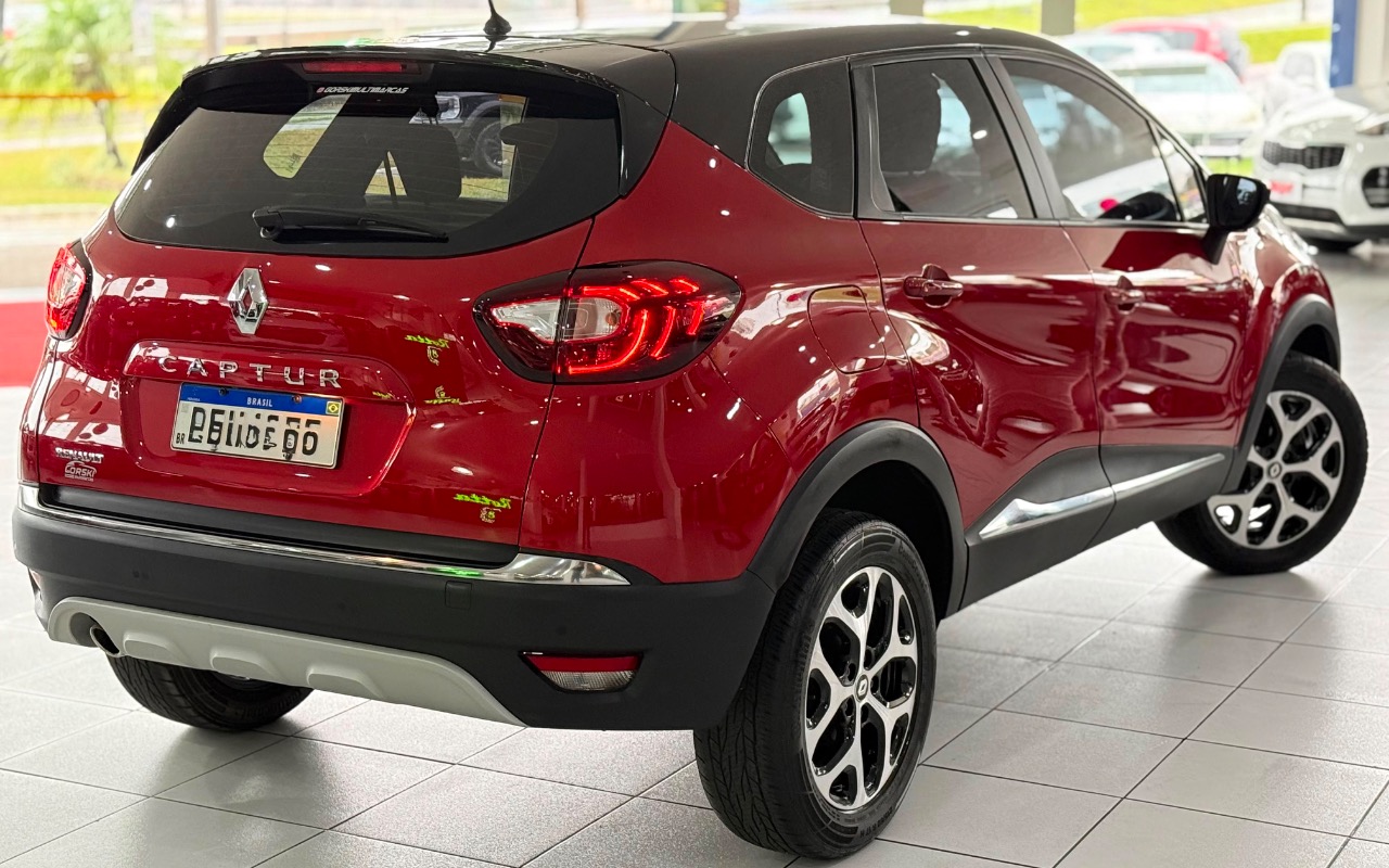 imagem-https://www.socarrao.com.br/sc-vehicle-images-prod/2966205/1785505105579-NWM5ZTlmNGMtZDliNy00OWNkLWExNTEtZmQwNGViMGU2MWE1LmpwZWc.jpeg