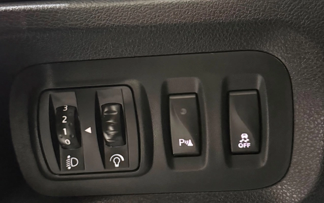 imagem-https://www.socarrao.com.br/sc-vehicle-images-prod/2966205/1785505106165-ZTQxNmM4ZGUtYzlkZi00MjUzLTgyZmQtNDMyMWI3NjdiYWUyLmpwZWc.jpeg