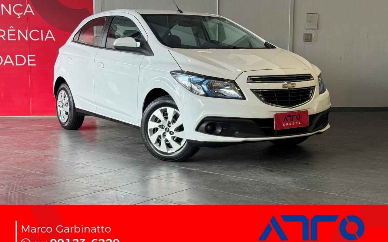 Chevrolet Onix 2013 Branco — foto 1 de 3