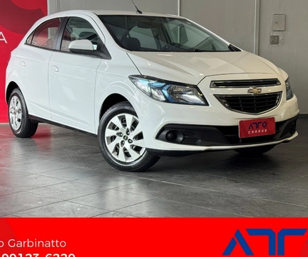 Chevrolet Onix 2013 Branco — foto 1 de 3
