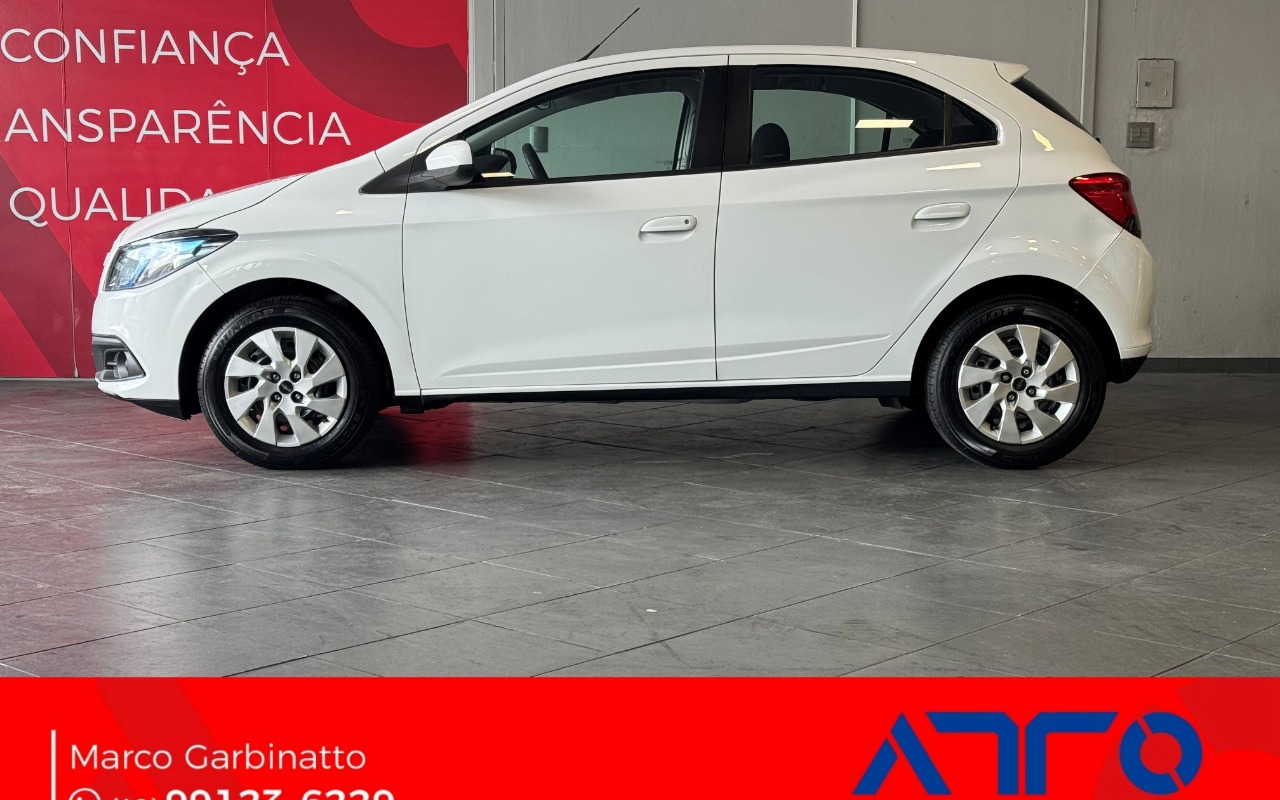 imagem-https://www.socarrao.com.br/sc-vehicle-images-prod/2966230/1787942484595-YmF0Y2hfSU1HXzEzNjMuSlBH.JPG
